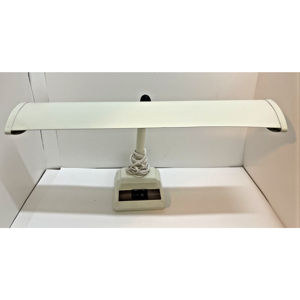 VTG Vintage Underwriters Laboratories White Bankers Desk Lamp 18" Fluorescent